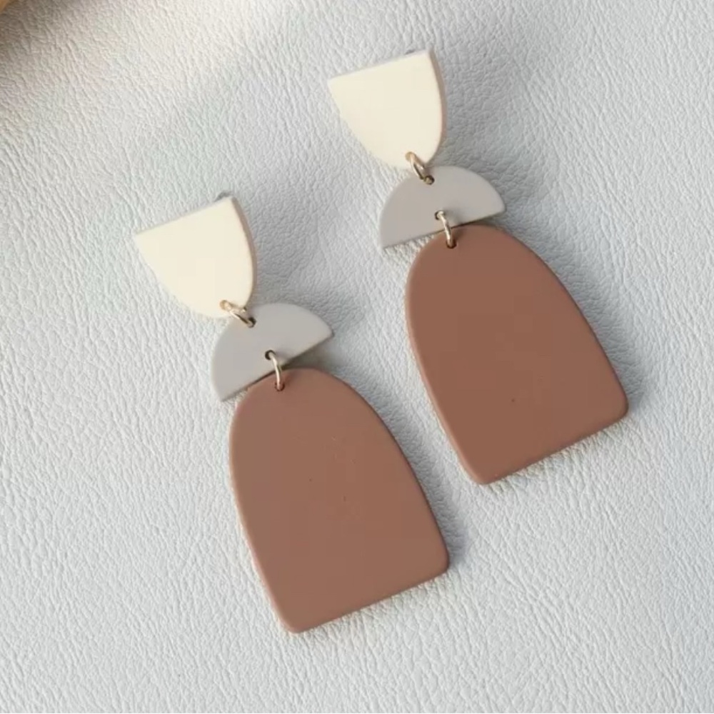 Elegant Cream, Gray and Tan Geometric Earrings